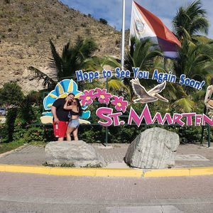 Meet your Posher, Elias